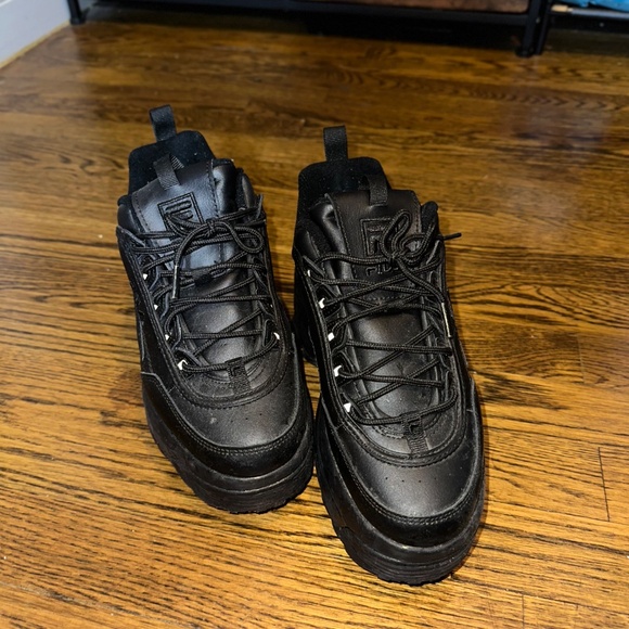 shoes - Picture 4 of 6